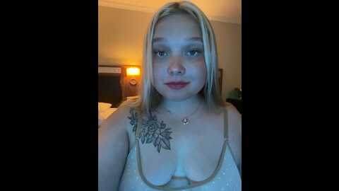 Media: sofiaadams Stripchat 2023-09-08 18:18:00