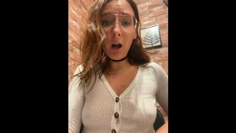 Media: the_snowwhitee Stripchat 2023-09-08 20:09:00