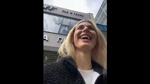 Media: charming_ritta Stripchat 2023-09-09 04:30:00