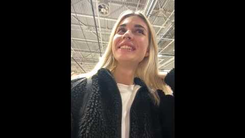 Media: charming_ritta Stripchat 2023-09-09 07:13:00