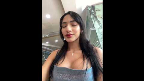 Media: dulcelenns Stripchat 2023-09-09 18:32:00