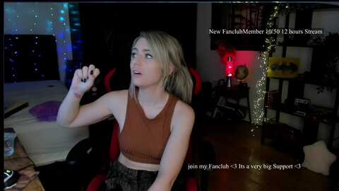 Media: lisaonthemoon Stripchat 2023-09-09 18:24:00