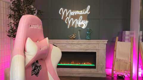 Media: mermaidmiley Stripchat 2023-09-09 08:32:00