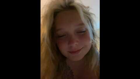 Media: sofiaadams Stripchat 2023-09-09 16:52:00