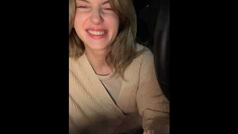 Media: _angelari_ Stripchat 2023-09-10 18:29:00