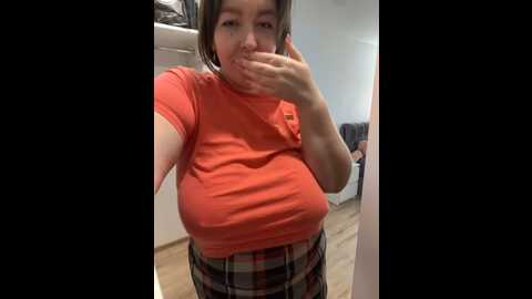 Media: _wonder_woman Stripchat 2023-09-10 09:50:00