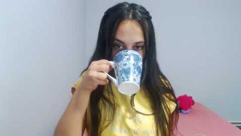 Media: sara94_live Stripchat 2023-09-10 16:18:00