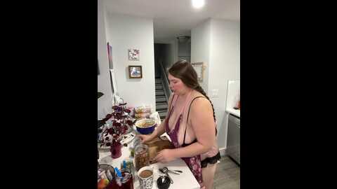 Media: violetaurora95 Stripchat 2023-09-10 19:03:00