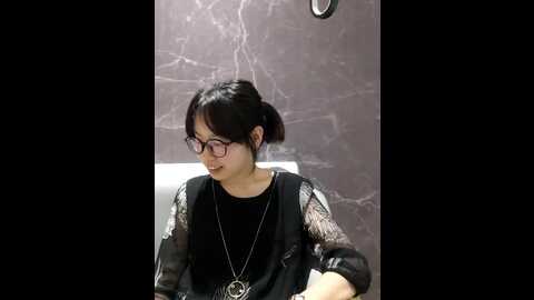 qxyqxy @ stripchat on 20230911