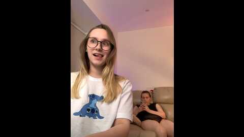 Media: radiants_two Stripchat 2023-09-10 20:18:00
