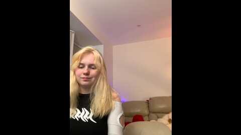 Media: radiants_two Stripchat 2023-09-11 00:00:00
