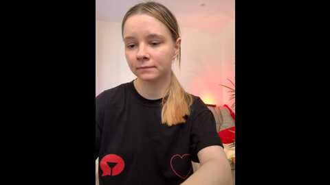 Media: radiants_two Stripchat 2023-09-11 08:16:00
