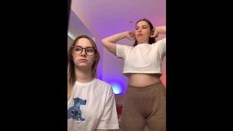 Media: radiants_two Stripchat 2023-09-11 12:48:00