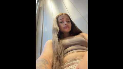 Media: angelinateller Stripchat 2023-09-12 08:06:00