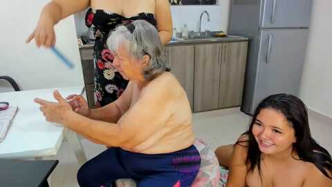 Media: kandalove Stripchat 2023-09-12 13:02:00