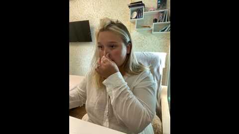 Media: sofiaadams Stripchat 2023-09-12 07:06:00