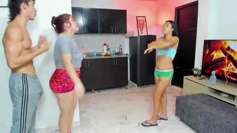 Media: wildgirlsxxx Stripchat 2023-09-12 05:20:00