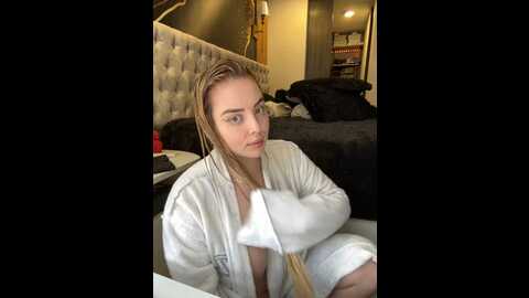 Media: alirawrz Stripchat 2023-09-13 17:35:00