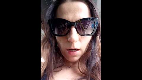 Media: brilliant_queen1 Stripchat 2023-09-13 04:13:00