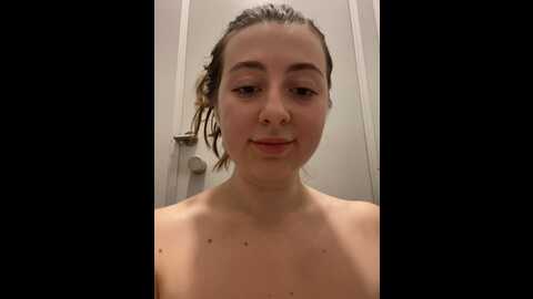 Media: curvyflawless Stripchat 2023-09-13 15:59:00