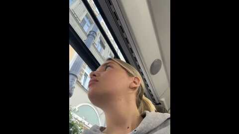 Media: legally_blonde Stripchat 2023-09-13 10:53:00