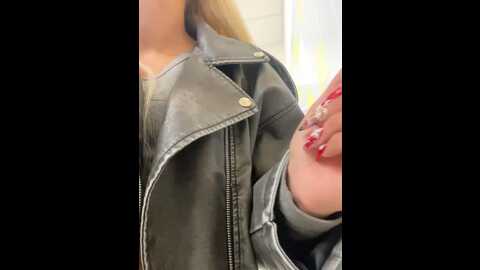 Media: likacat Stripchat 2023-09-13 07:16:00