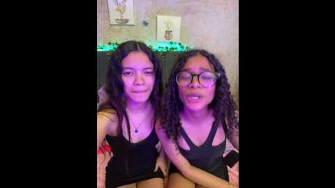 Media: luisa_latinaaa Stripchat 2023-09-13 04:33:00