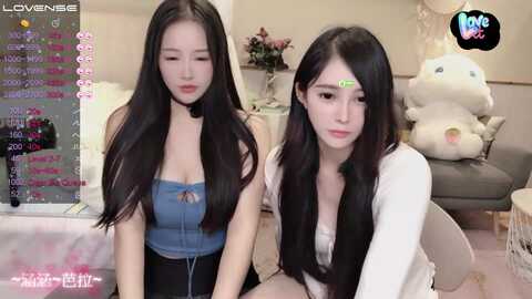 Media: twinsone Stripchat 2023-09-13 18:30:00