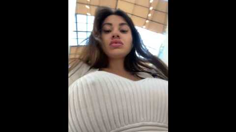 Media: wet__bunny Stripchat 2023-09-13 09:33:00