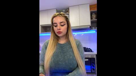 Media: alirawrz Stripchat 2023-09-14 12:50:00