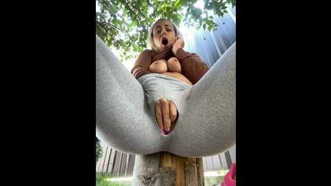 Media: ladywithbigass Stripchat 2023-09-14 06:36:00