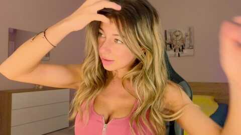 Media: lenamuti25 Stripchat 2023-09-14 20:38:00