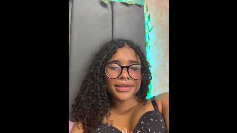 Media: luisa_latinaaa Stripchat 2023-09-14 08:02:00