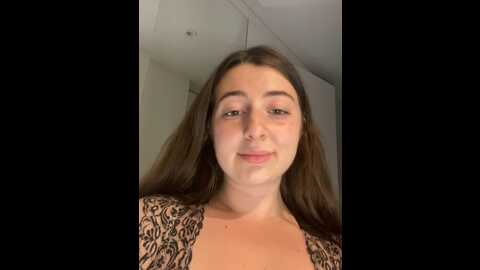 Media: curvyflawless Stripchat 2023-09-15 19:29:00