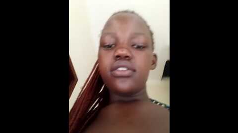 Media: holygrail001 Stripchat 2023-09-15 12:05:00