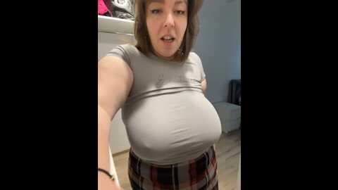 Media: _wonder_woman Stripchat 2023-09-16 11:48:00
