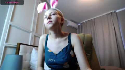 almost_virgin_ @ stripchat on 20230916