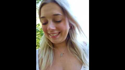 Media: cherryauroraa Stripchat 2023-09-16 08:36:00