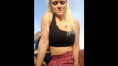 little_leni @ stripchat on 20230916