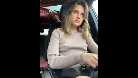Media: _angelari_ Stripchat 2023-09-17 13:41:00