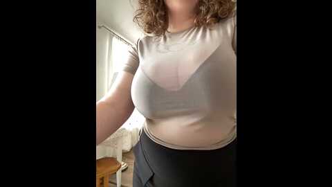 Media: _wonder_woman Stripchat 2023-09-17 11:51:00