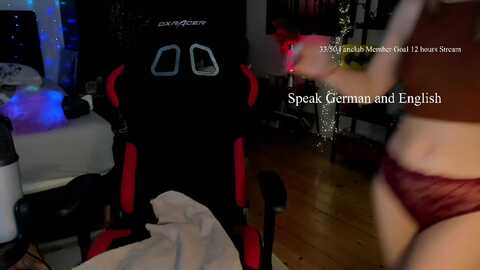 Media: lisaonthemoon Stripchat 2023-09-17 20:16:00