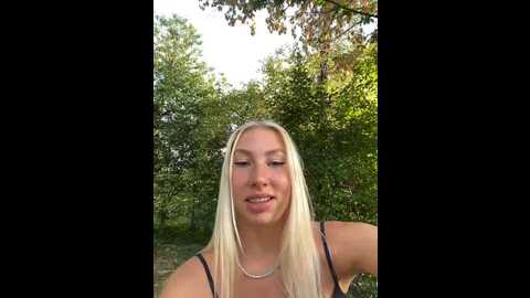 Media: luisabecker Stripchat 2023-09-17 16:07:00