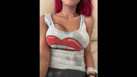 Media: sensual_marie Stripchat 2023-09-17 11:44:00