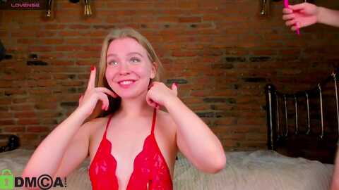 yourlovelyjul @ stripchat on 20230917
