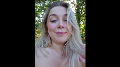Media: cherryauroraa Stripchat 2023-09-18 10:00:00