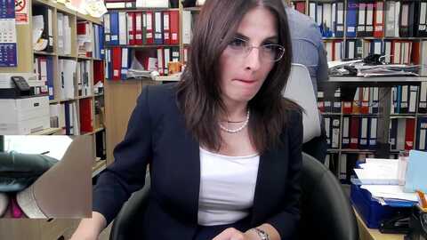 Media: classyladyrellax Stripchat 2023-09-18 11:36:00
