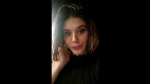 Media: leylarosse Stripchat 2023-09-18 18:38:00