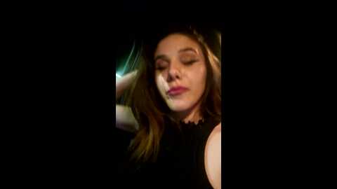 Media: leylarosse Stripchat 2023-09-18 19:52:00