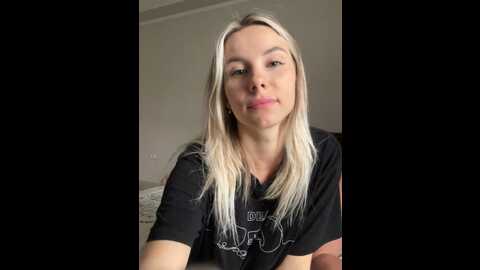 Media: niki7377 Stripchat 2023-09-18 06:36:00
